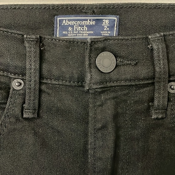 Abercrombie & Fitch NWOT Flare Black Denim Jeans with Slit Size 26 - Picture 2 of 9